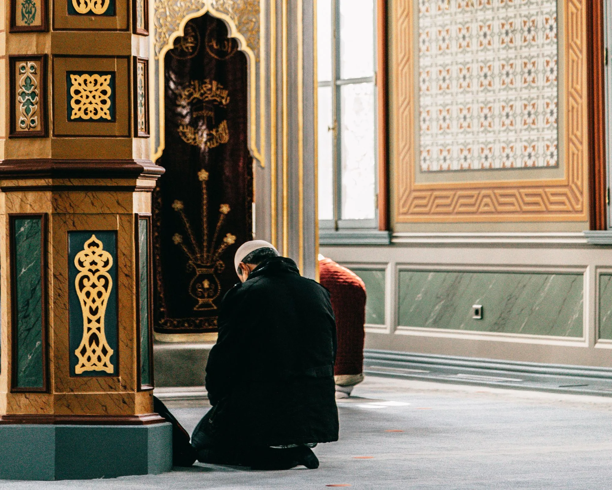Doa Setelah Sholat Dhuha 4 Rakaat yang Bisa Kamu Baca untuk Minta Rezeki dan Hati yang Tenang