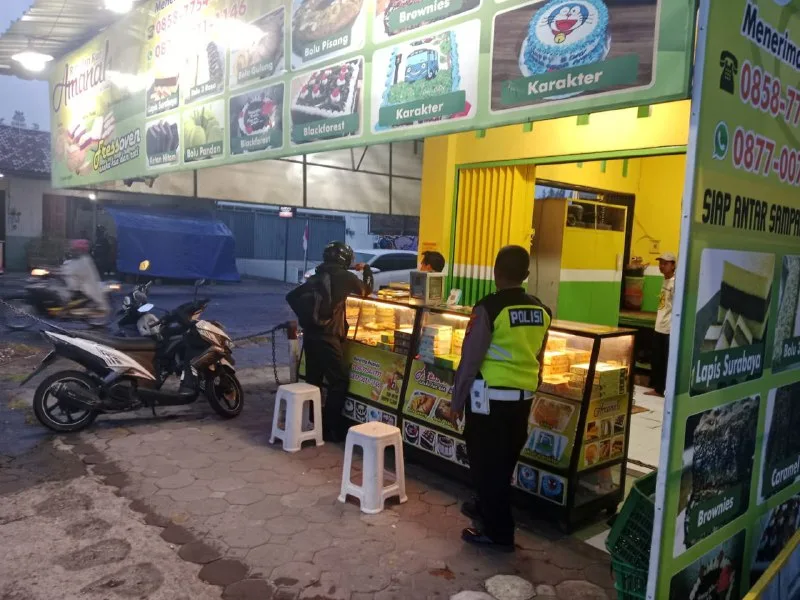 Terobos Lampu Merah, Pelajar Tabrak Motor Emak-Emak di Simpang Tamantirto Bantul