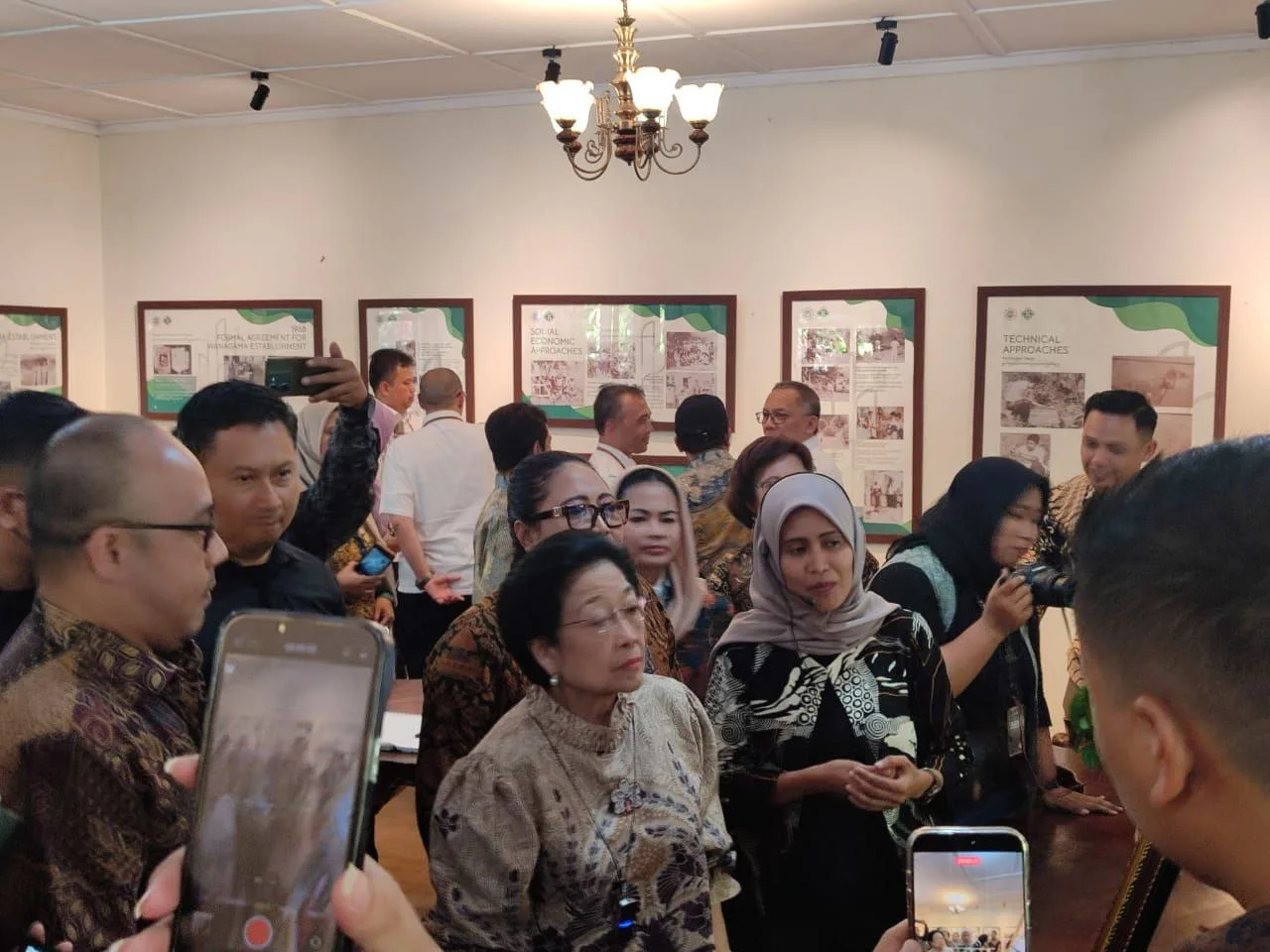 Megawati Berkunjung ke Wanagama, Nostalgia saat Pertama Luncurkan Program Penghijauan di Hutan UGM