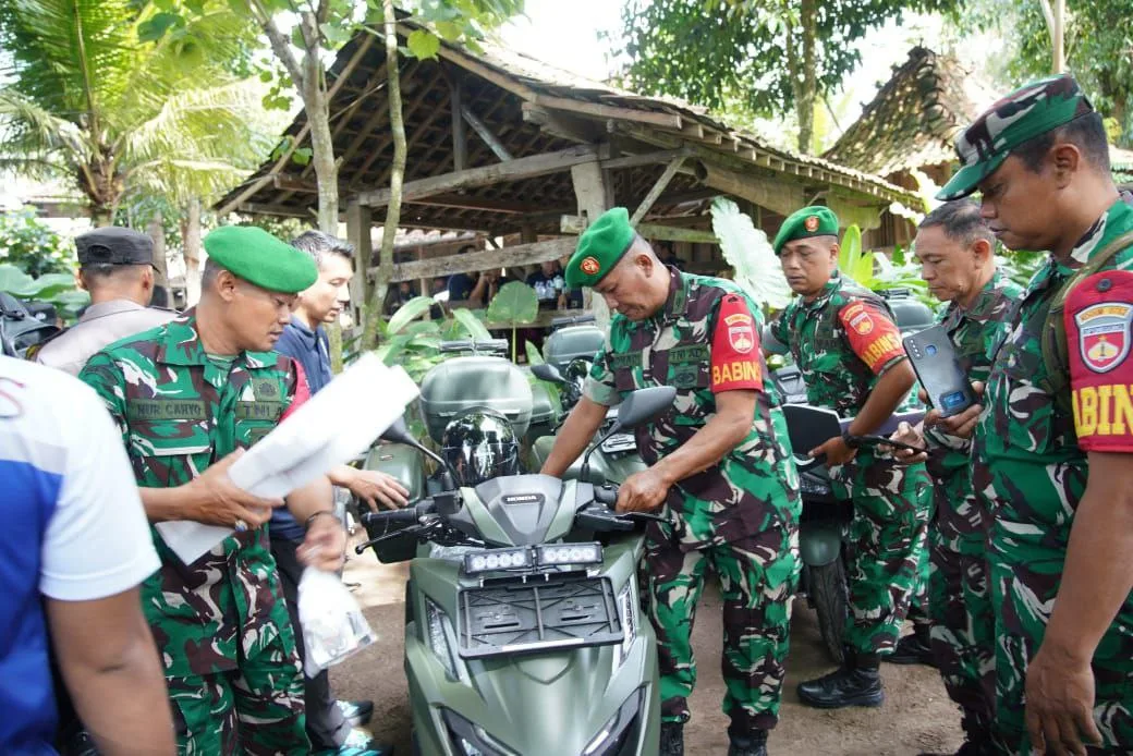 Investasi Pelayanan Publik: Kabaharkam Polri Distribusikan Kendaraan Operasional untuk Bhabinkamtibmas dan Babinsa