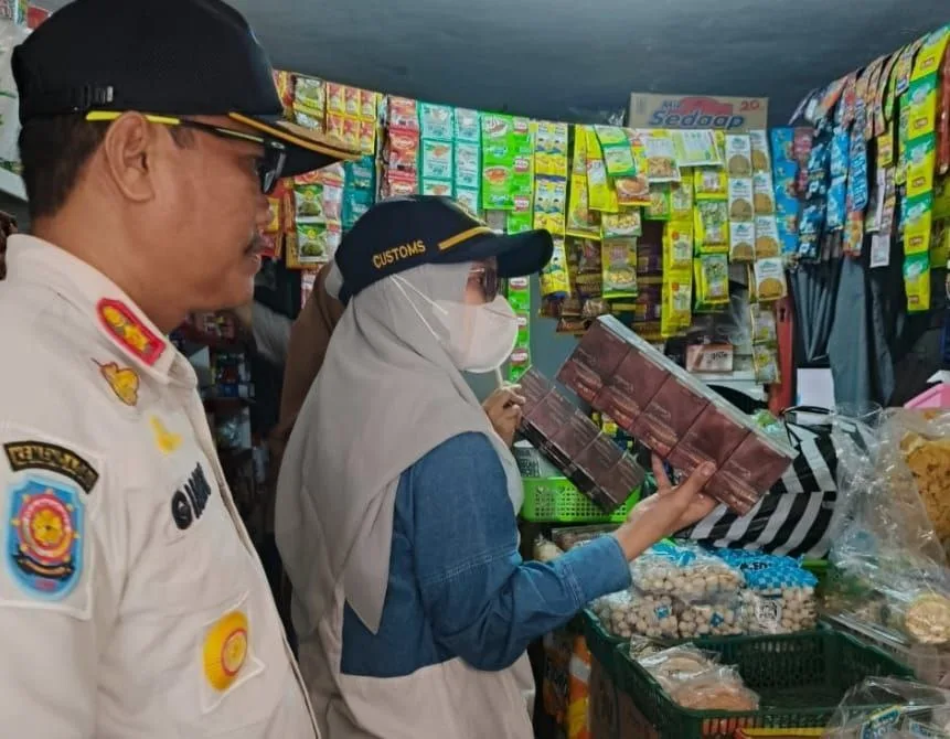 Satpol PP Kulon Progo dan Bea Cukai Yogyakarta Kembali Sita Ribuan Batang Rokok Ilegal di Pengasih