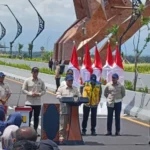 Presiden Prabowo Minta Anak Sekolah Tidak Lagi Dijajar di Pinggir Jalan, “Saya Terharu, tetapi Saya Kasihan”