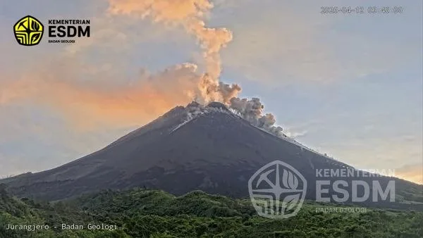 Merapi Dua Kali Muntahkan Awan Panas Guguran dalam 12 Jam, Jarak Luncur Capai 1.500 Meter ke Kali Boyong